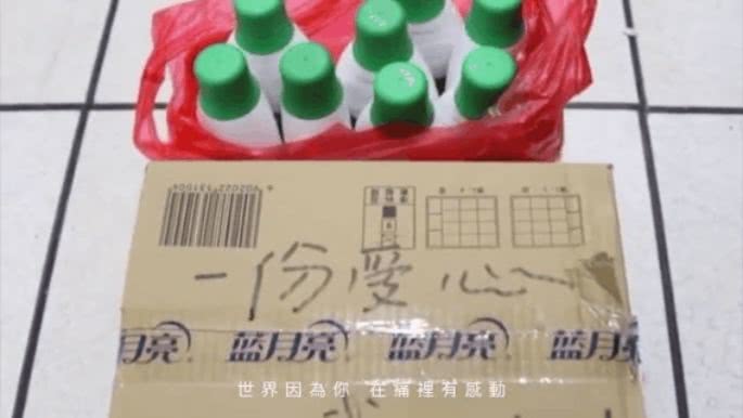 邓紫棋仍写歌惋惜唱尽13年情谊,邓紫棋说希望有人写歌