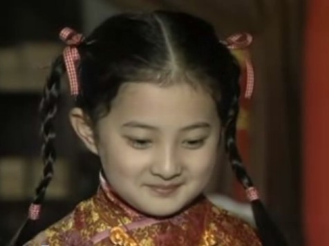 金铭又矮又胖,金铭变胖