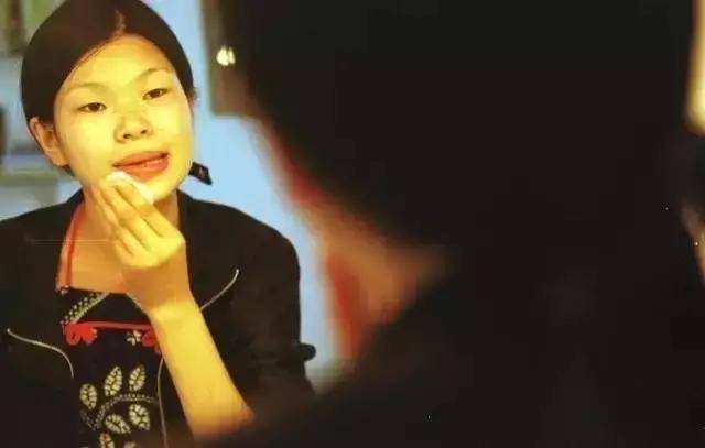 名模吕燕哪年出生,丑女吕燕20岁变成超级名模