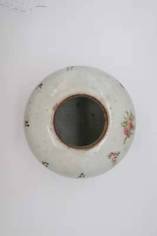 同治粉彩百子西瓜罐,粉彩牡丹花西瓜罐