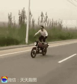 笑不停的小孩,小孩子不能玩刀子动画