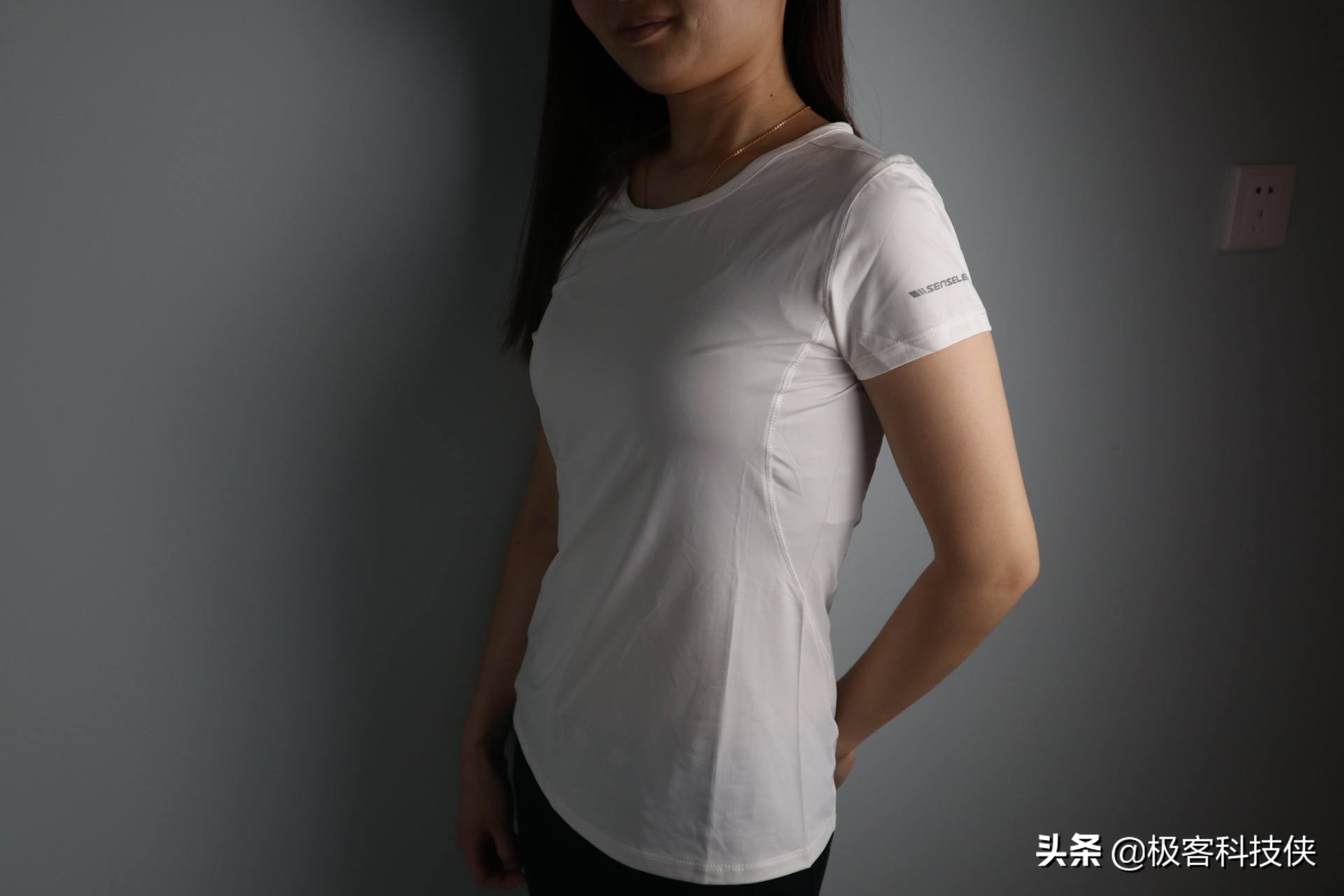 图途休闲运动上衣,图途短袖上衣