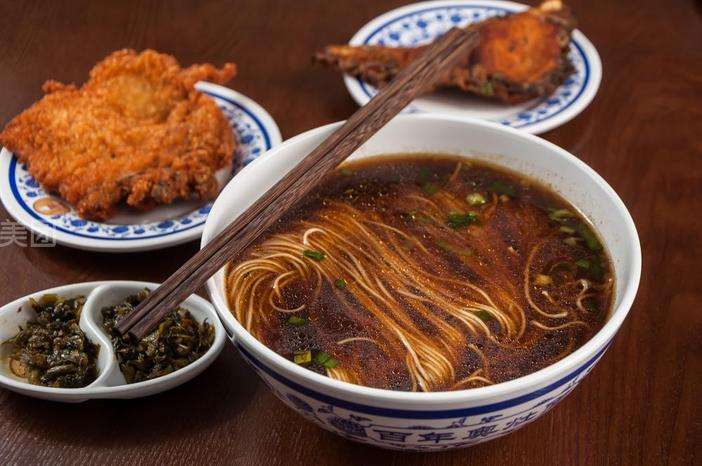 昆山奥灶面爆鱼面,昆山特色面奥灶面