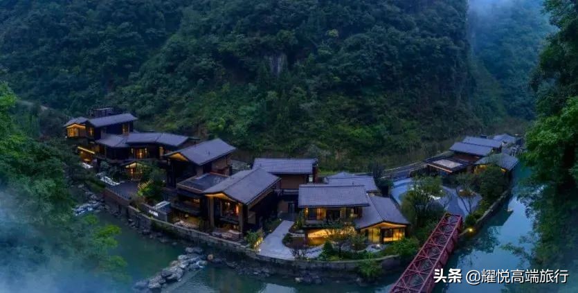 秋天去泡温泉能有多惬意,初秋适合去哪里泡温泉