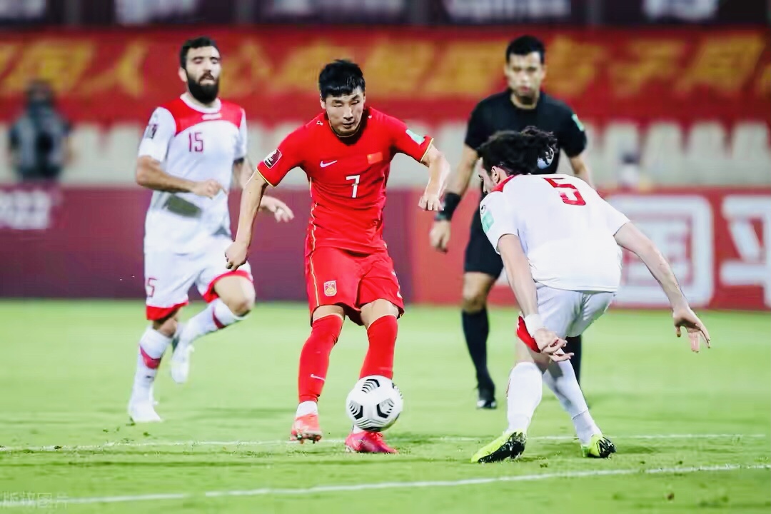 中国男足3-1击败叙利亚,中国男足对战叙利亚男足现场直播