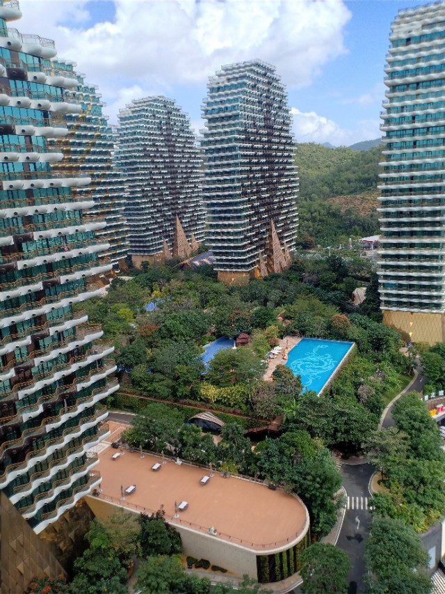 美丽之冠大树酒店,美丽之冠大树酒店距离海边多远