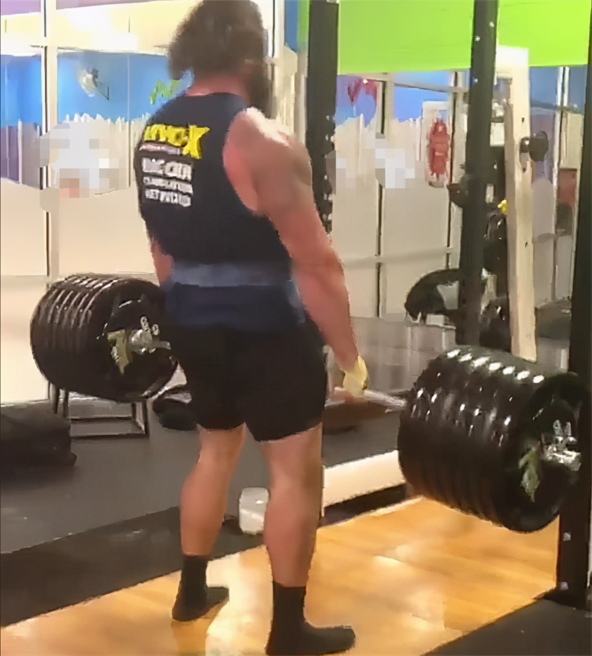 黑羊wwe的力量有多大,黑羊参加大力士比赛的视频