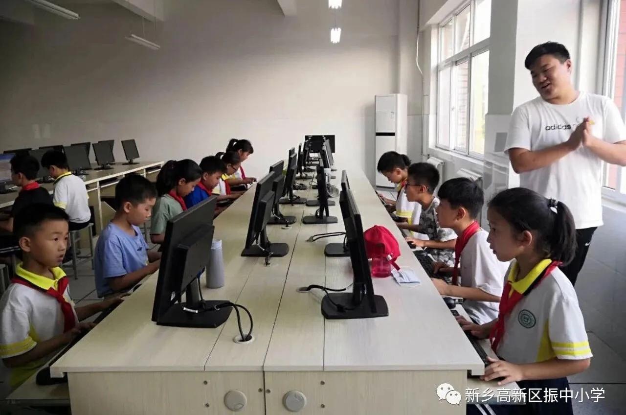 多彩课后服务助力学生成长,多彩活力校园课后服务成果展