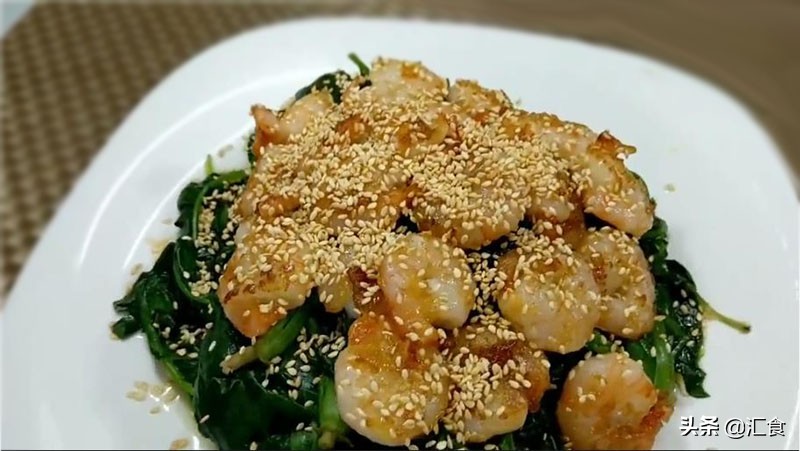 香酥芝麻虾,芝麻菠菜虾的家常做法