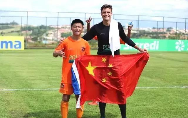 为了拯救中国足球?鲁能欲接盘负债4000万的英国百年球队!