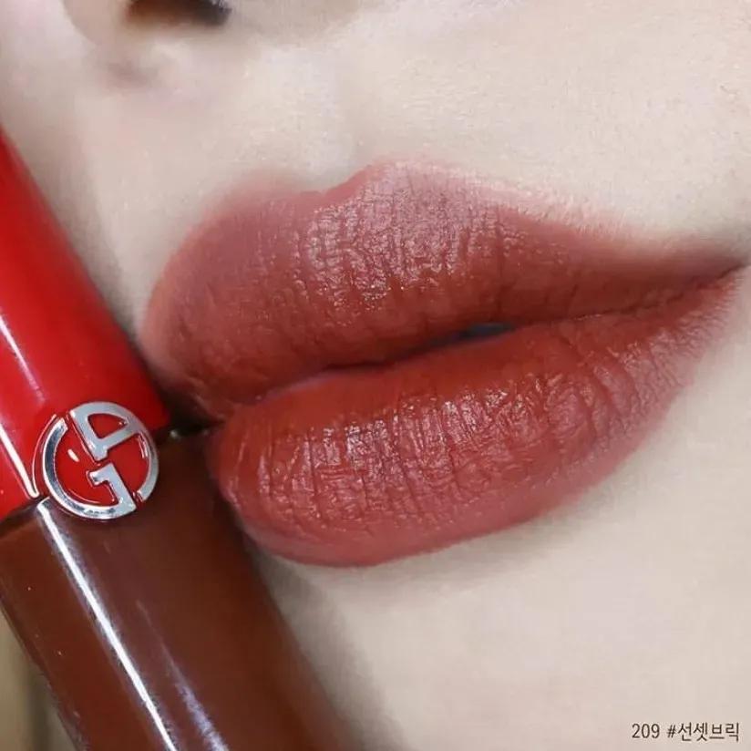 超大瓶粉底500ml,翻包视频里的化妆包里有什么