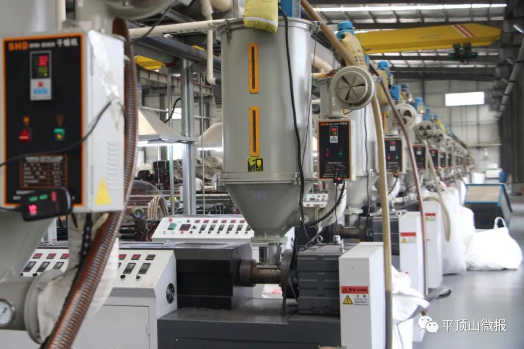 万人助万企的企业,万人助万企帮助企业留住人才