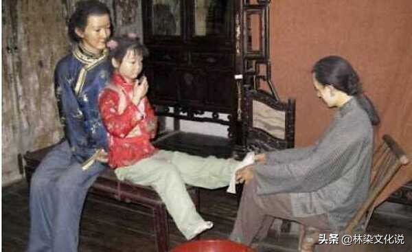 缠足和三寸金莲有什么区别,缠足三寸金莲