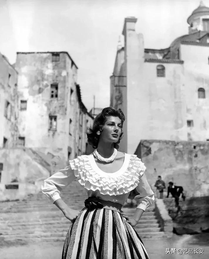 最具风情的复古美人,镜头下的少女仙气十足太美了