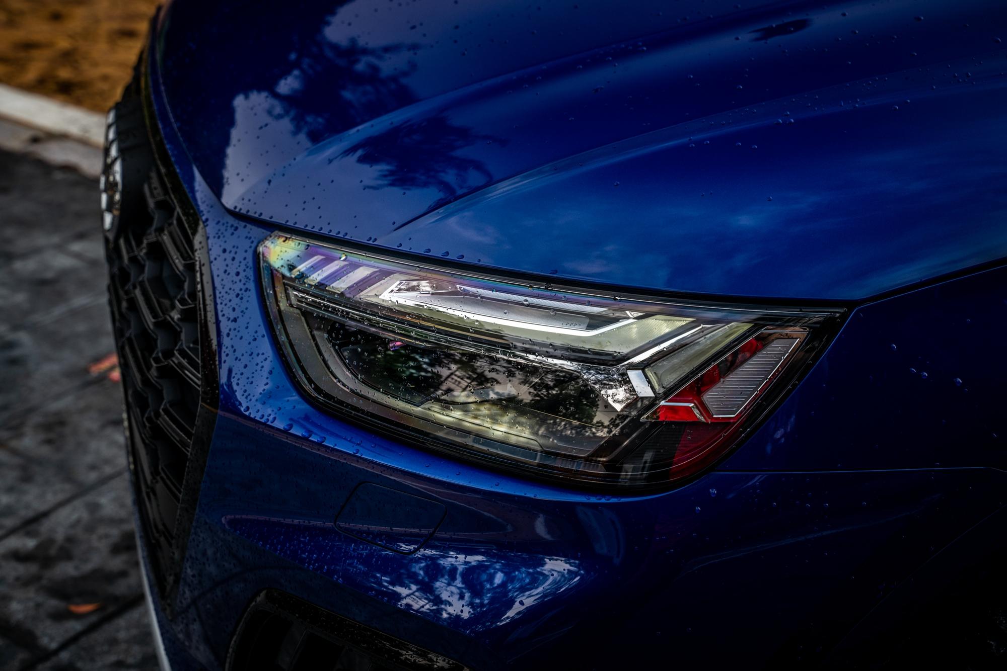 2020款奥迪q5lquattro山地测评,新款奥迪q5l场地试驾