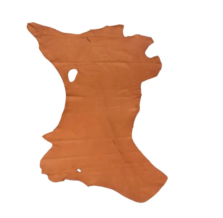 时髦大气的短靴整个look气场提升,牛仔裤短靴入冬正流行好看又高级