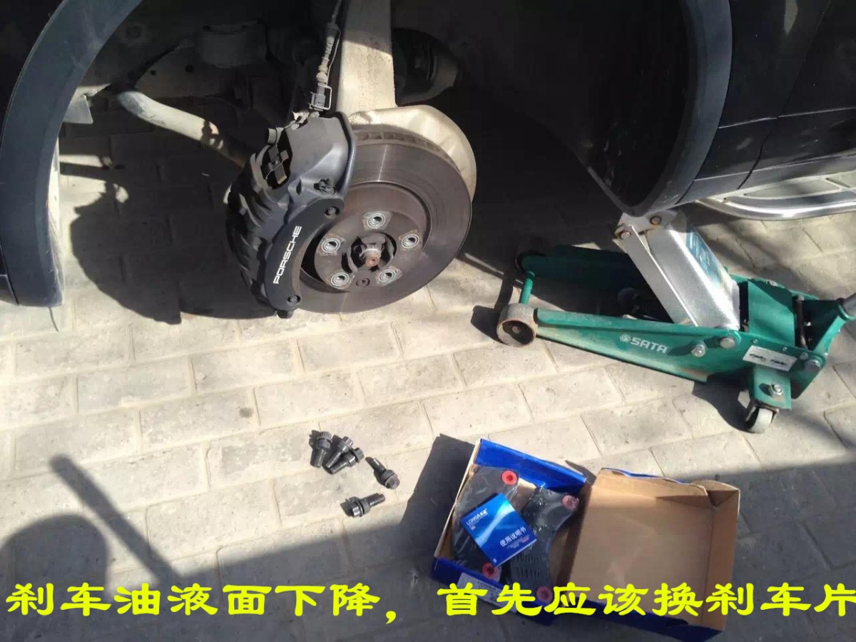 碟刹刹车片回位,刹车片回位工作原理动态图