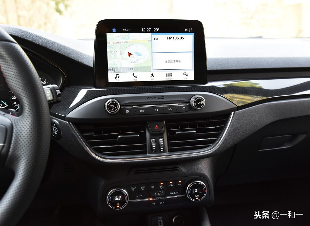 新一代福克斯试驾体验,新福克斯怎么看自己车是哪一款