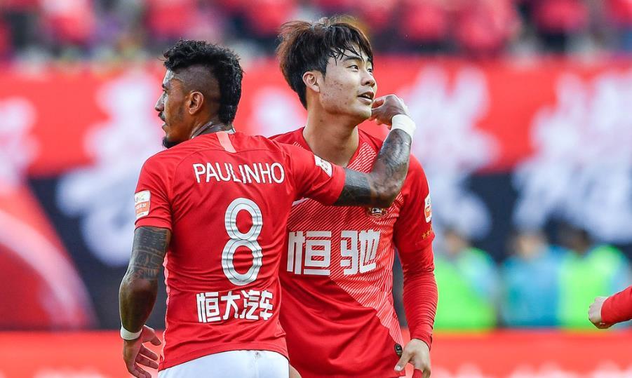 恒大夺冠最低调之人浮现他因偶像来恒大卡帅亲承助争夺韩国主力