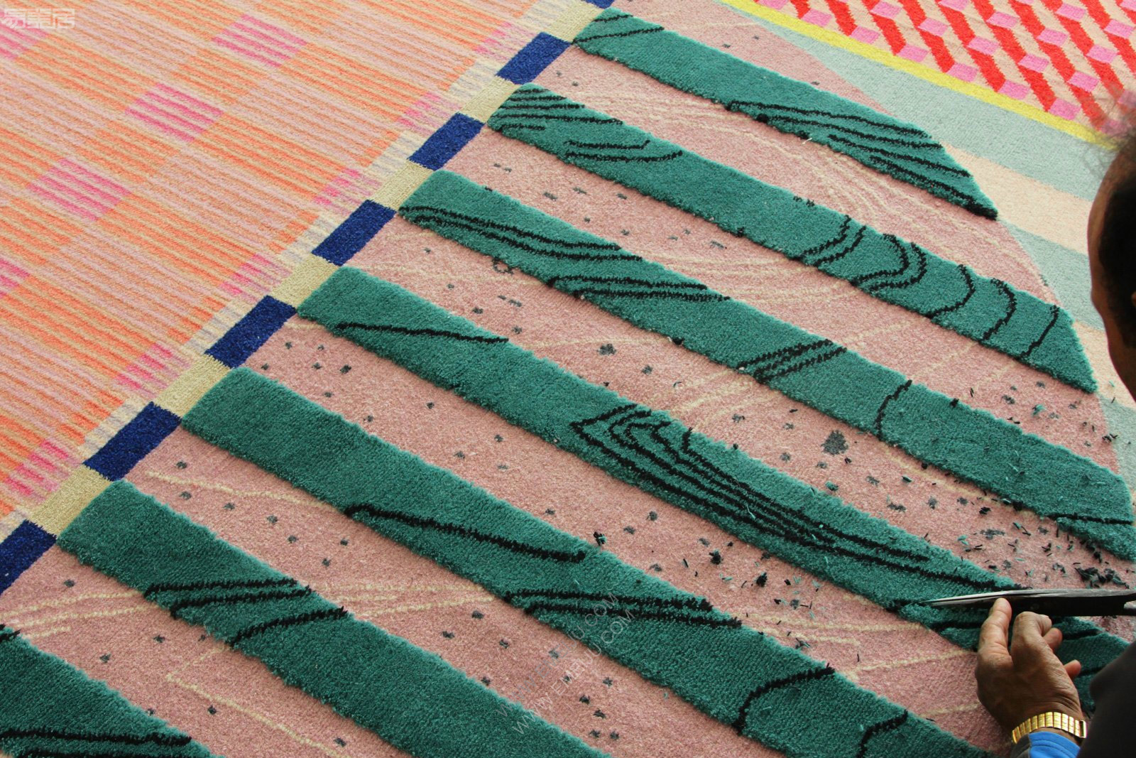 白敬亭家世 (白敬亭的家世)