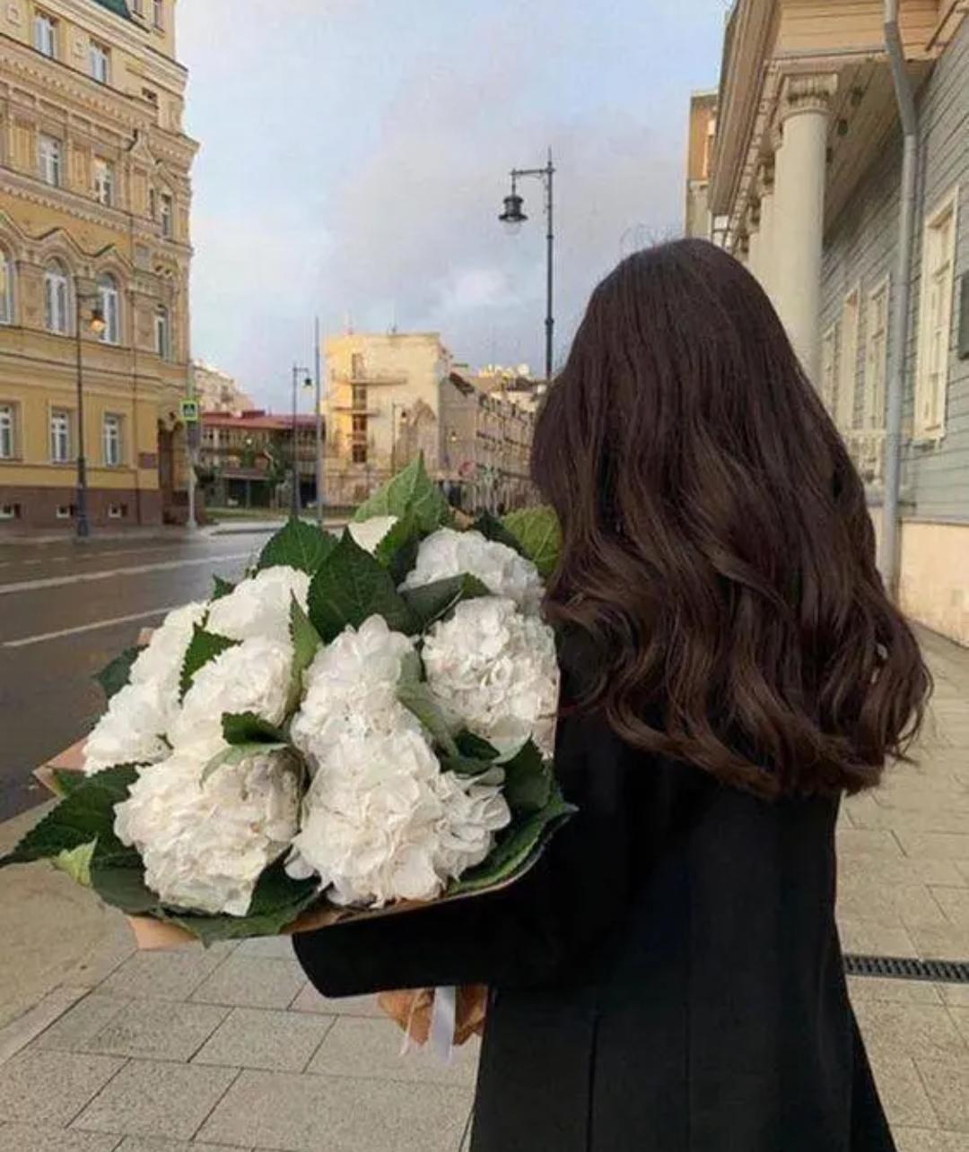 适合披头发的编发过程简单,好看又简单的披发编发教程