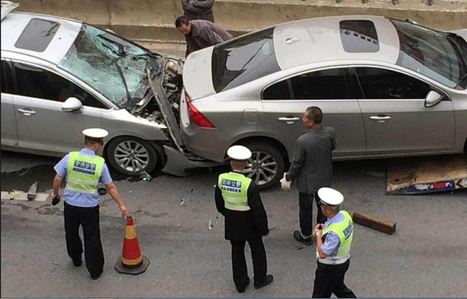 五座车三者险50万和100万怎么算,摩托车三者险买50万还是100万