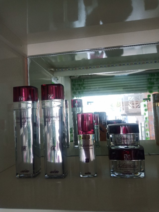 新生活化妆品有喜欢了朋友可以关注下谢谢了