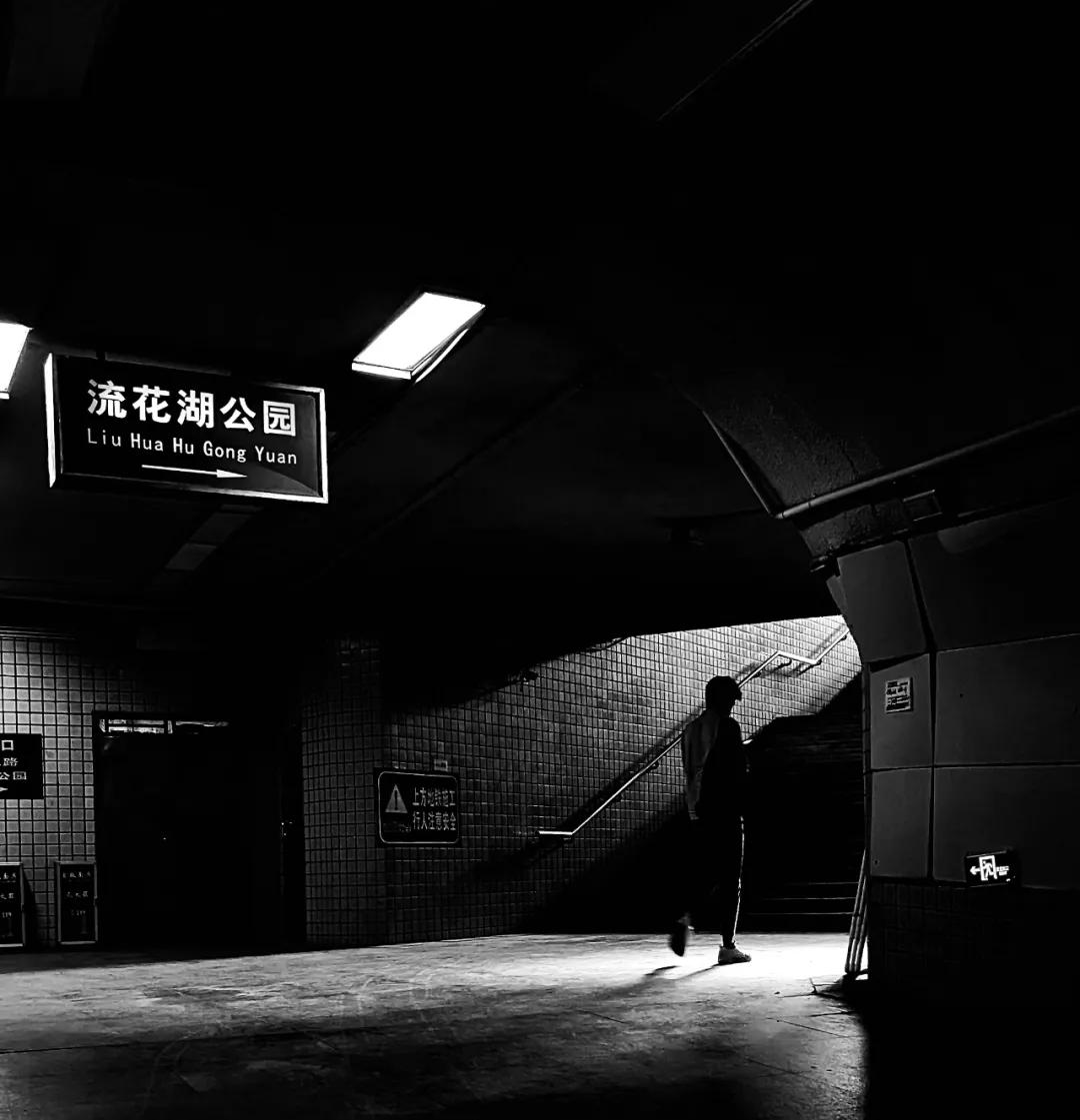 怎么拍出好看的黑白照片,怎么拍出有质感的黑白照