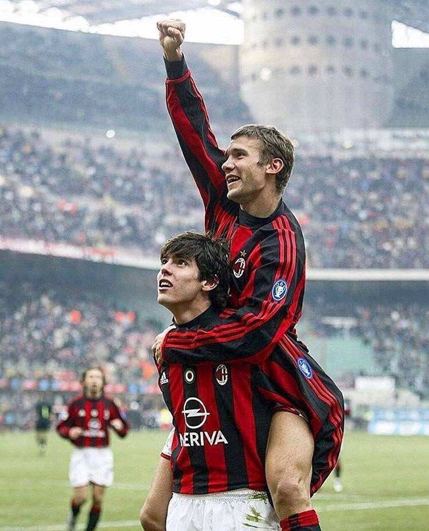 足坛十大帅哥门将,足坛巨星卡卡视频