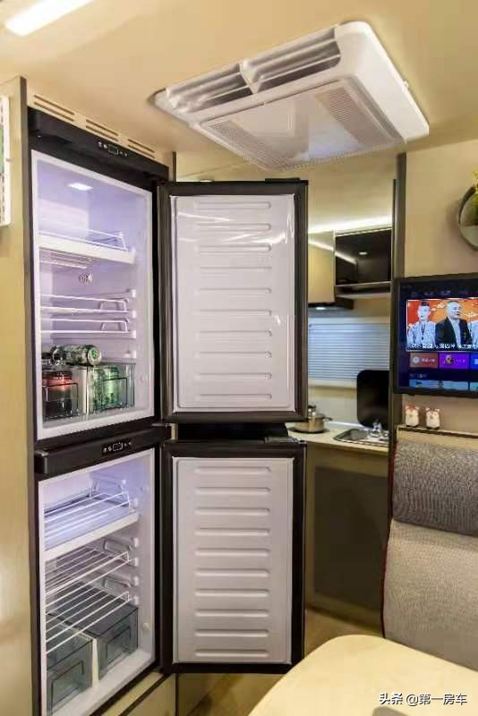 长城炮房车底盘升级气囊,长城炮4座房车测评