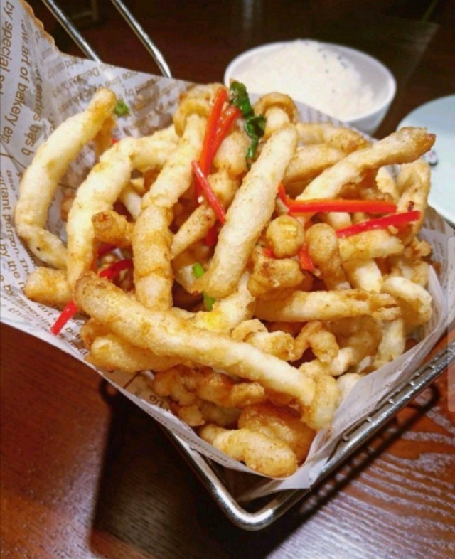 烤鱼界的扛把子—鱼酷和老板恋上鱼，你推荐来济南的游客吃哪个？