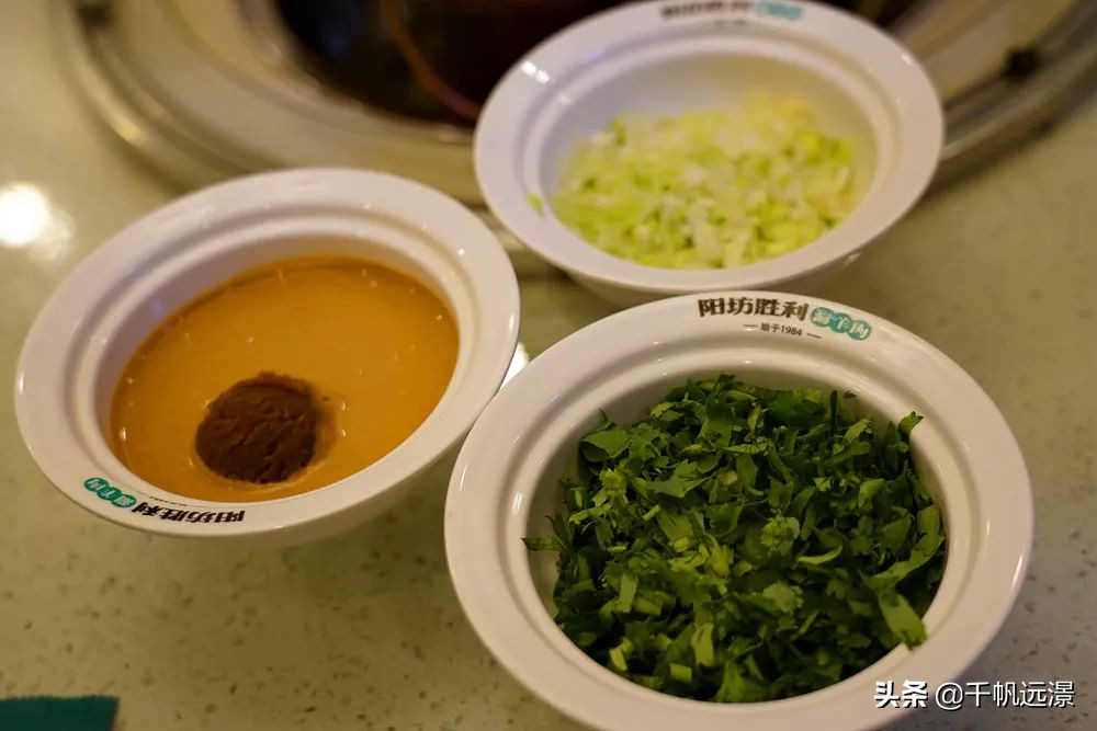 阳春四月迎来春,阳春四月槐花香