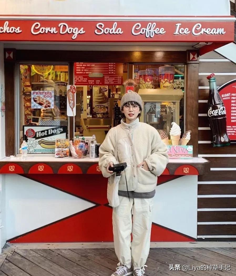 波波头波浪卷烫发,短发羊毛卷波波头