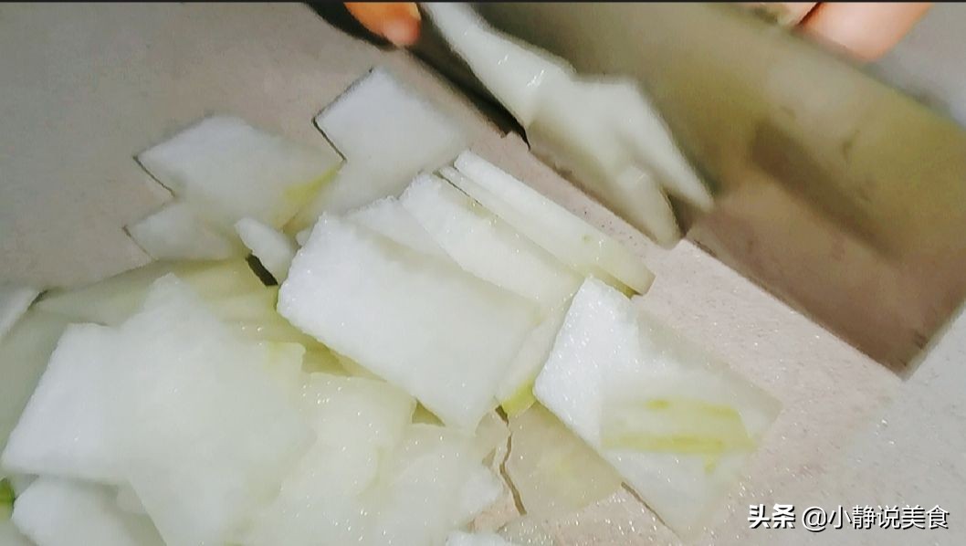 虚胖肚子大怎么减肥最快,肚子大腿粗减肥餐