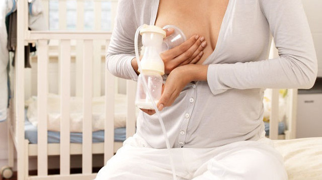 母乳怎么快速下奶最好,产后母乳喂养吃什么才有奶