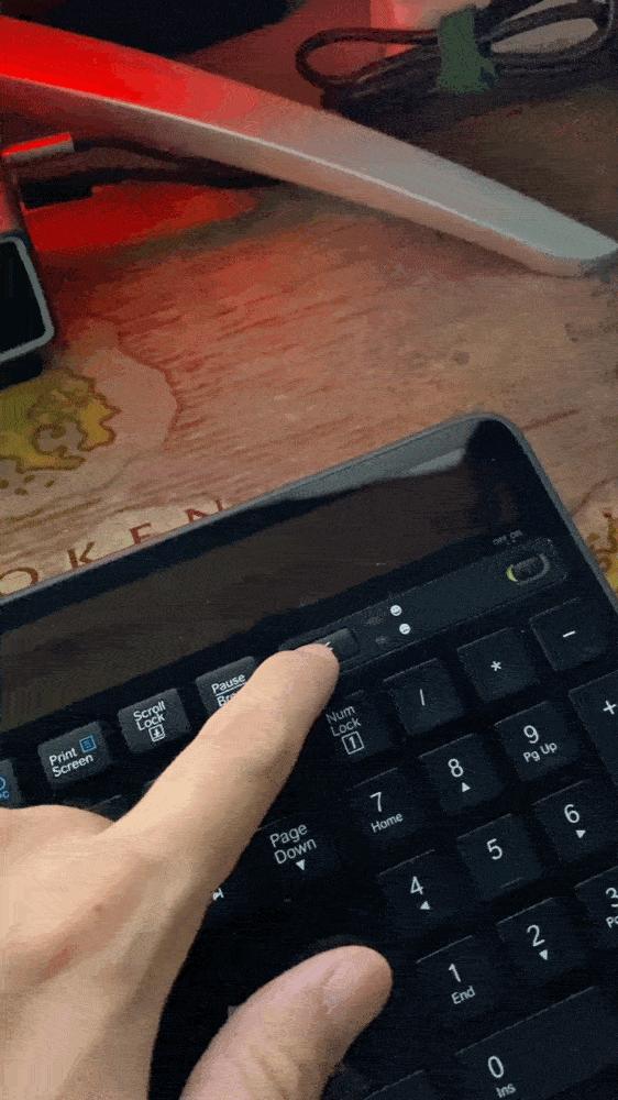 不用电池的无线键盘,罗技k750solar太阳能无线键盘评测