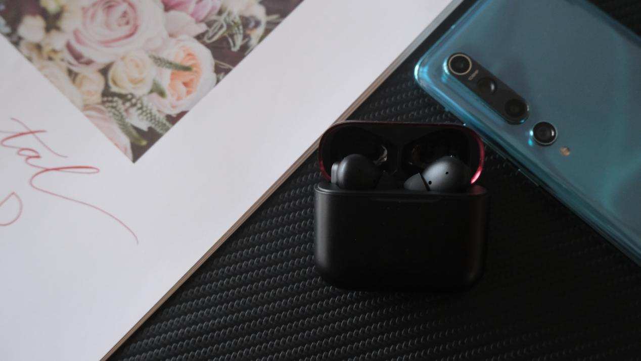 双飞燕血手幽灵鼠标体验,玩游戏双飞燕血手幽灵耳机评测