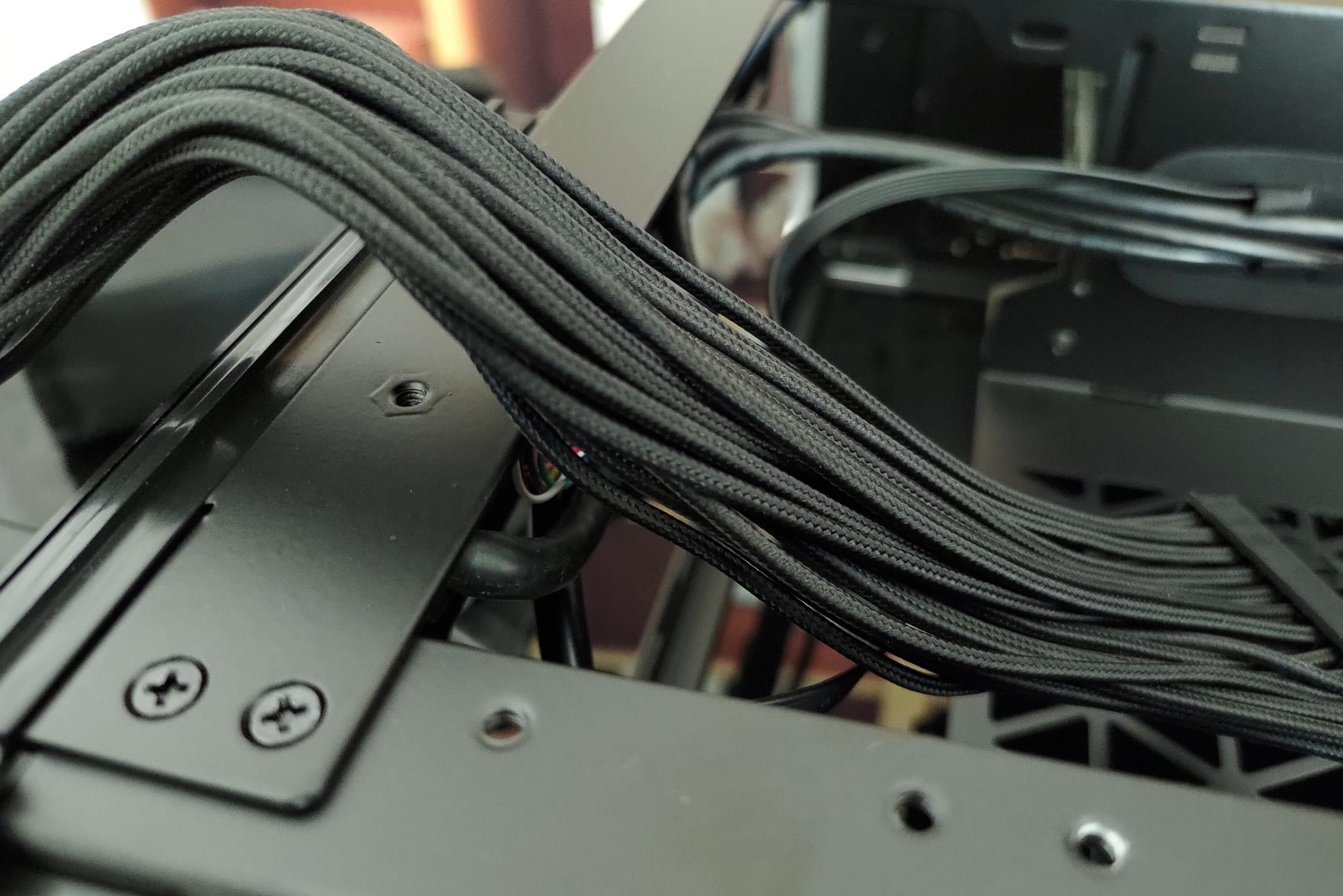 360水冷itx装机,itx乔思伯i100pro装机视频