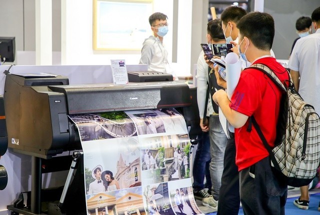 佳能发布新品微单,佳能即将上市新一体打印机