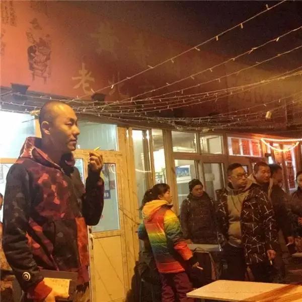 盘点那些充满烟火气的大排档,中国目前最火爆的大排档