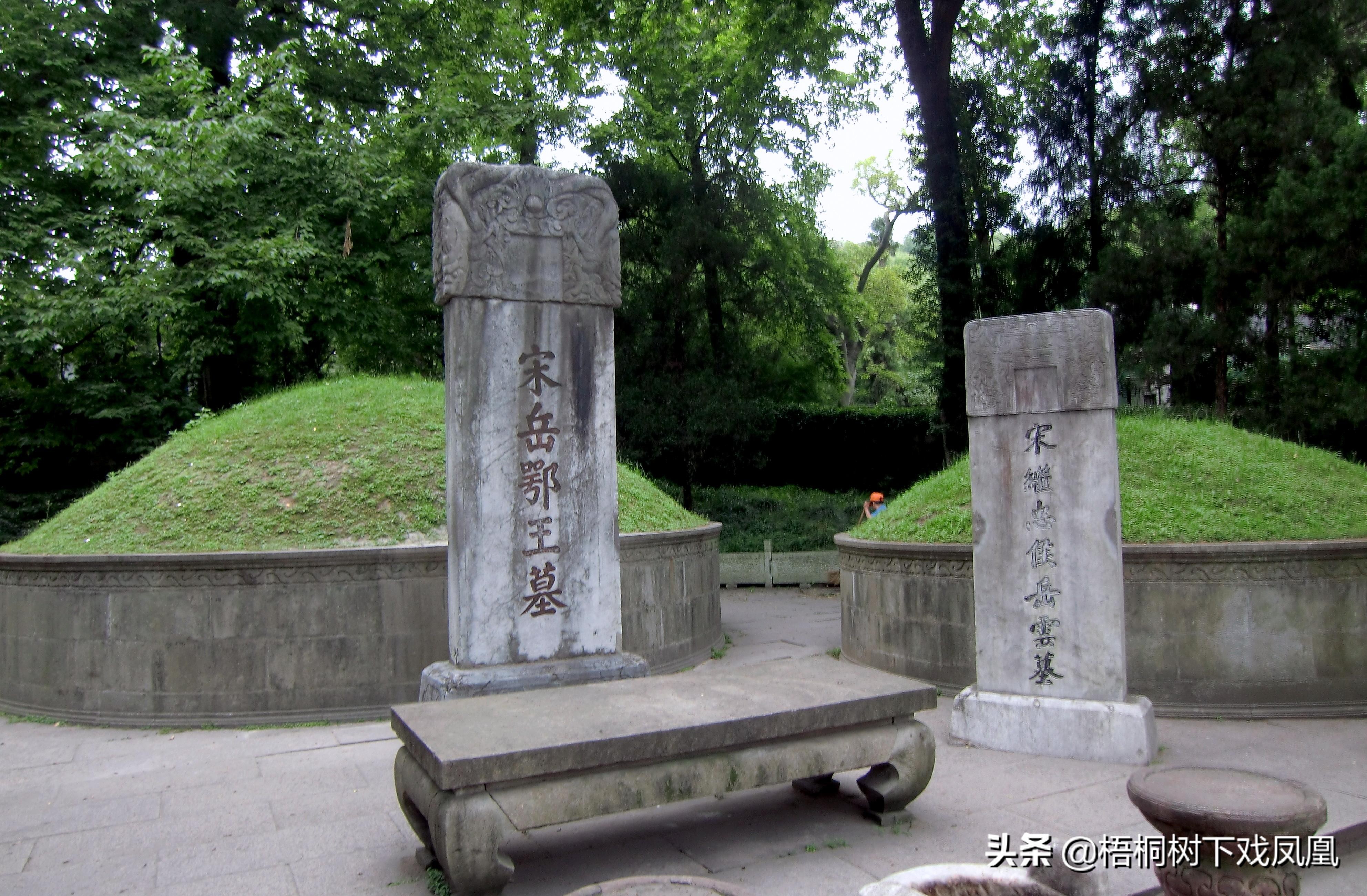 火化后再土葬要不要骨灰盒,火化后骨灰盒可以回乡土葬吗