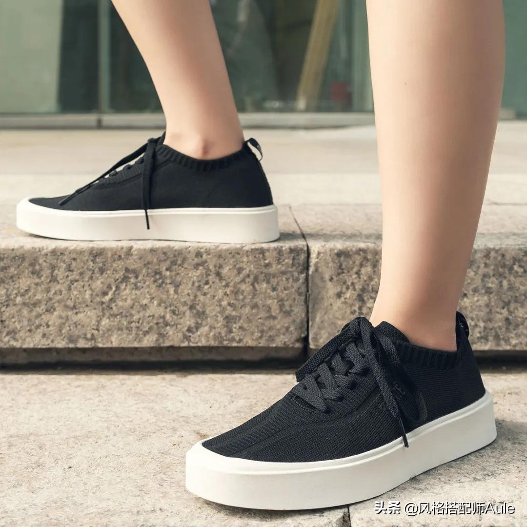 fila艺术家跑步鞋,fila设计师签名款