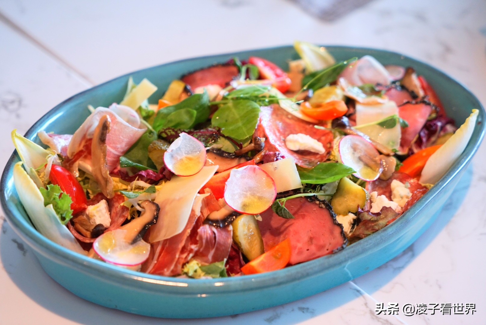 西单这家餐厅你不来就亏了，园庭这环境这菜品绝了