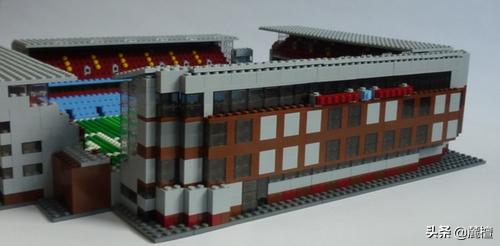 乐高曼联老特拉福德足球场,用积木拼足球球场