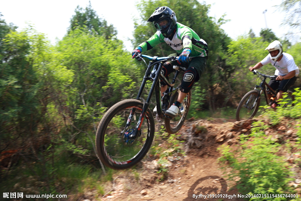 4000元山地车推荐捷安特美利达,美利达500和捷安特660山地车哪个好