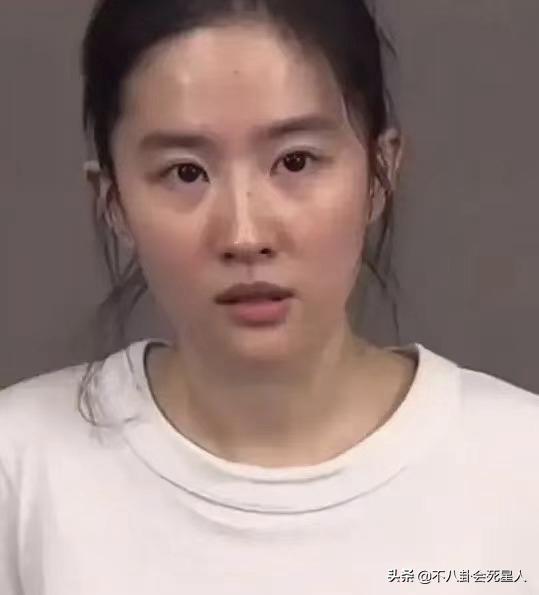 素颜显老态的女明星,35岁女明星素颜老态