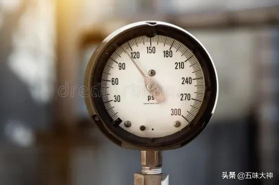 简单香酥油条教程配方,香酥油条只要加上它