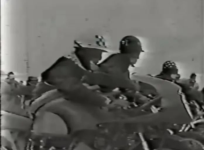 梦想之翼旗帜之翼,信念的力量能创造奇迹