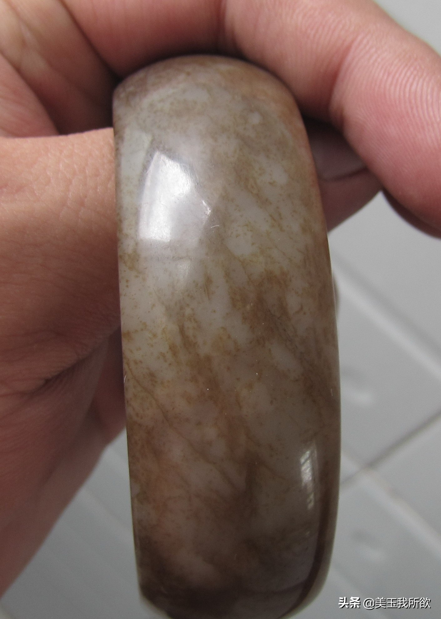 和田玉碧玉多色的手镯图片,和田玉手镯青玉图片