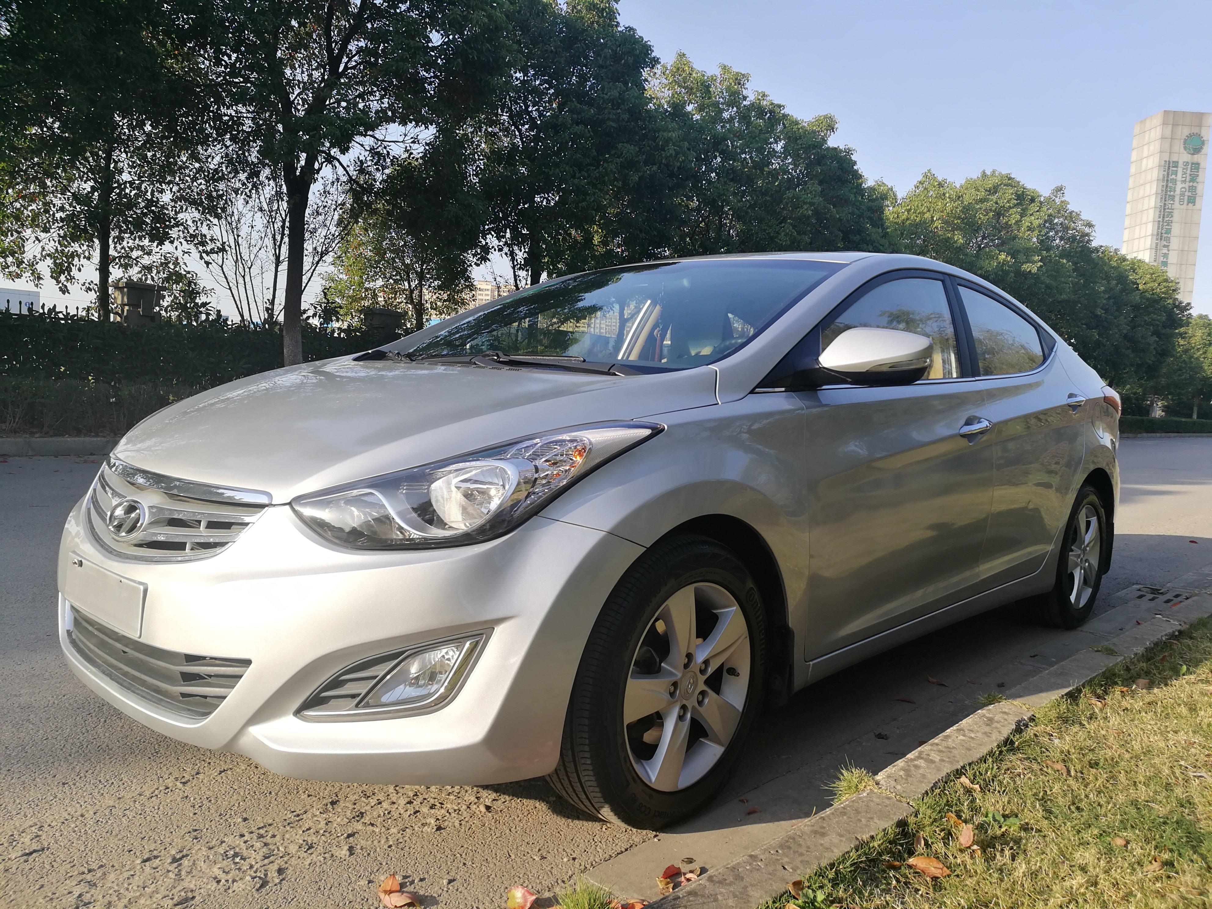 现代新胜达2023款7座价格,现代新胜达四驱顶配版二手车价格